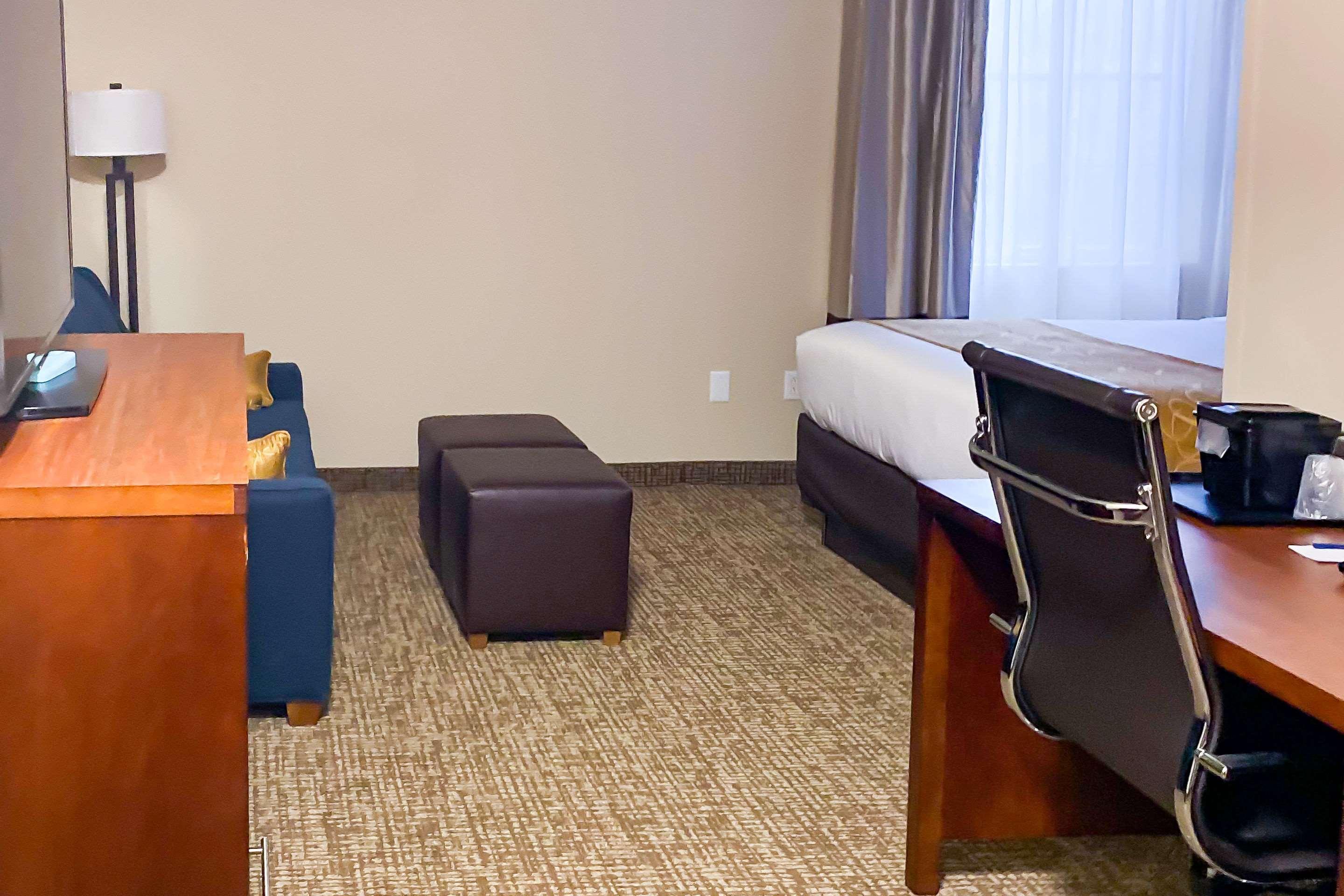 Comfort Suites Clarksville Eksteriør billede
